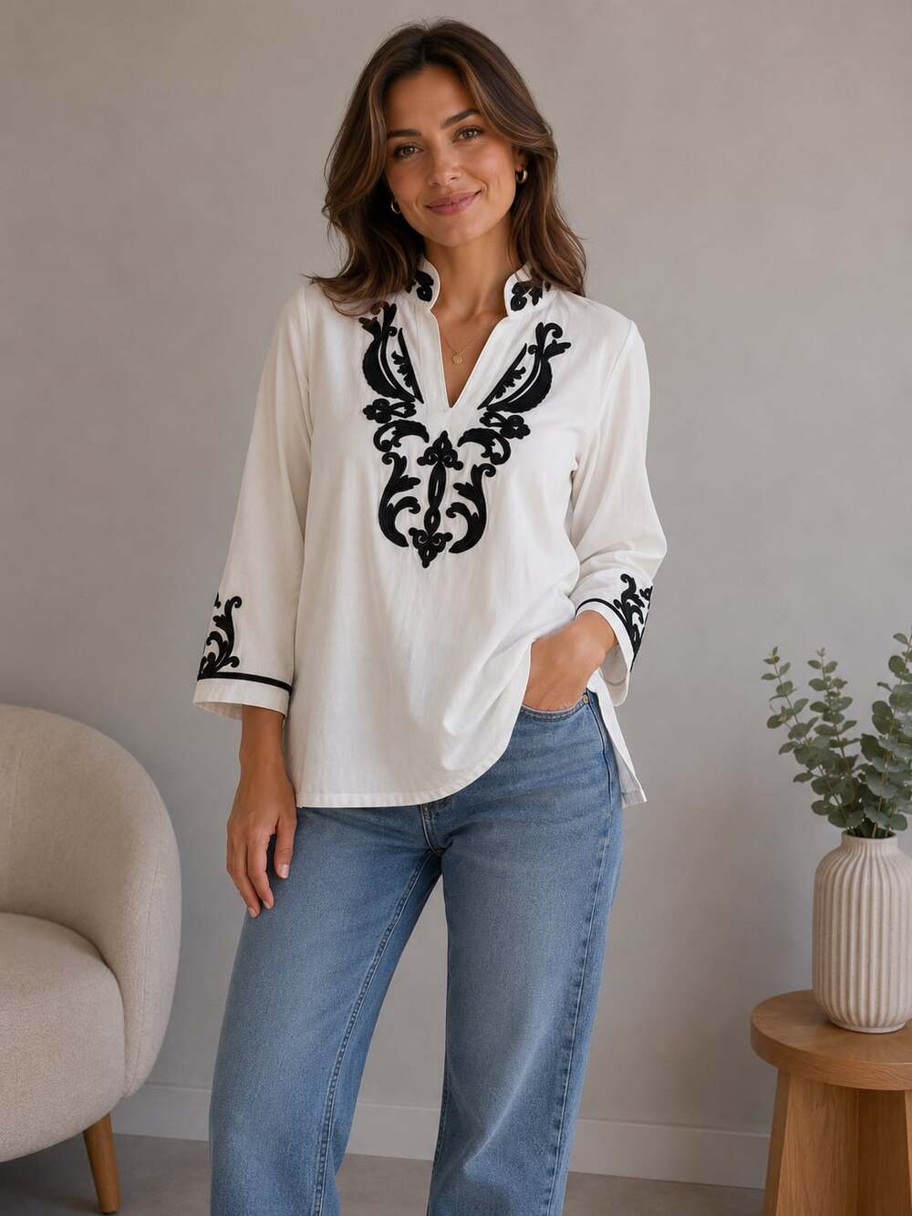 Izaro Embroidered V-Neck Boho Tunic Blouse
Z100JC